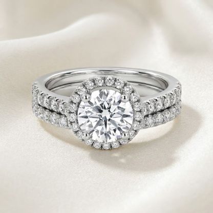 Aurum Vale Signature Wedding Set front view